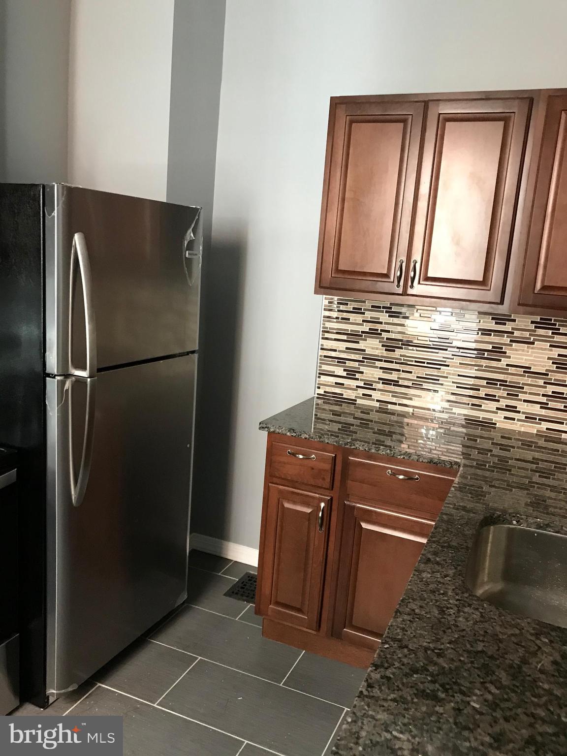 809 East Locust Avenue Philadelphia, PA 19138 - Photo 11 of 28