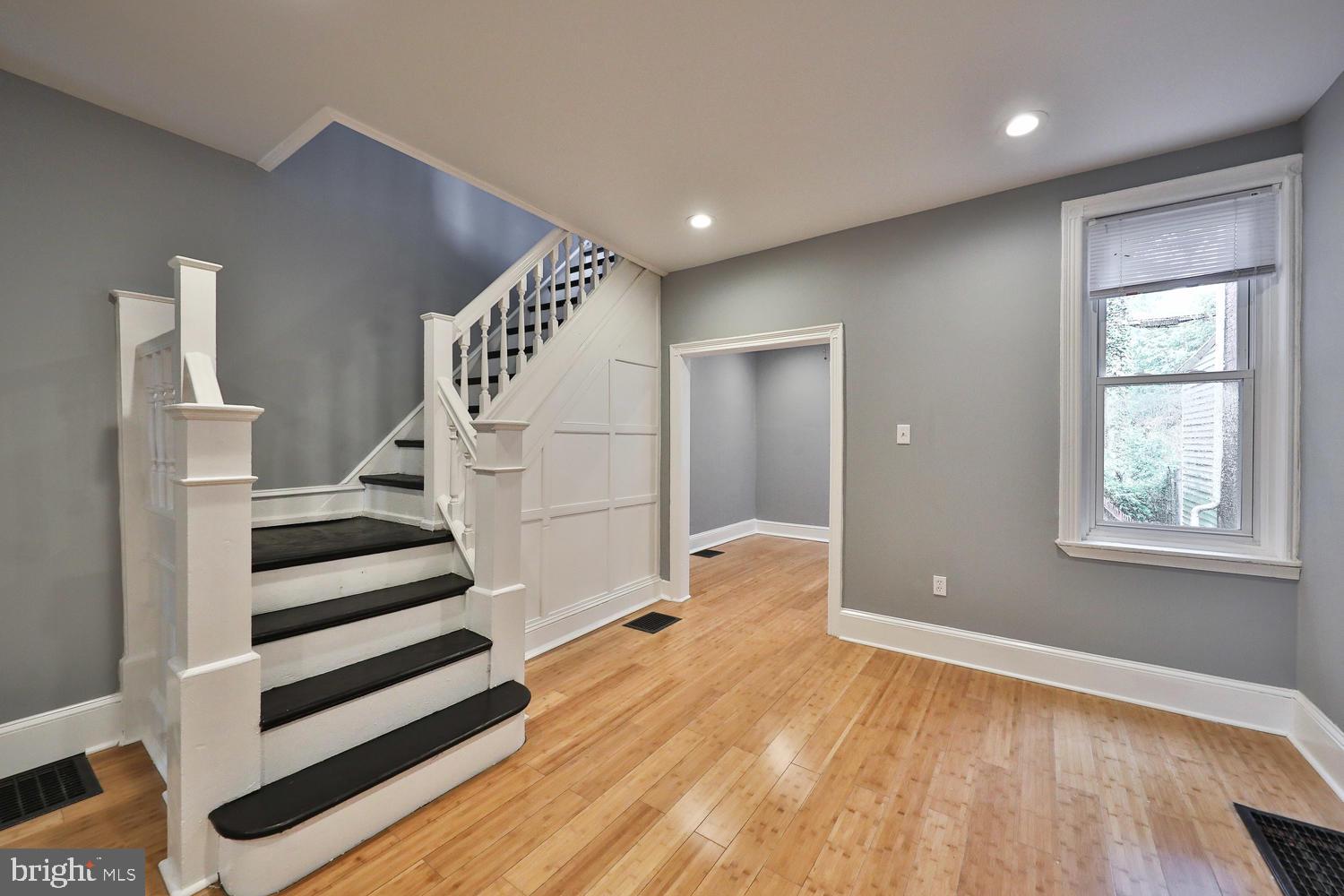 809 East Locust Avenue Philadelphia, PA 19138 - Photo 13 of 28