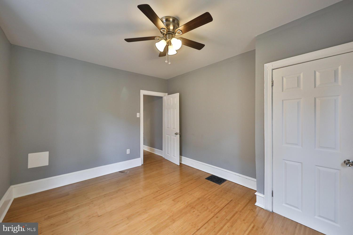 809 East Locust Avenue Philadelphia, PA 19138 - Photo 17 of 28