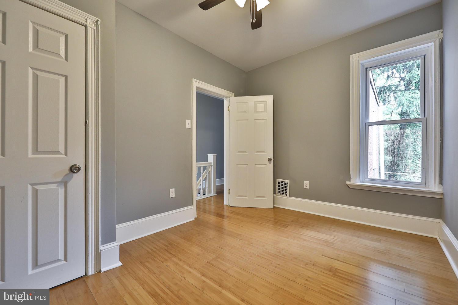 809 East Locust Avenue Philadelphia, PA 19138 - Photo 25 of 28