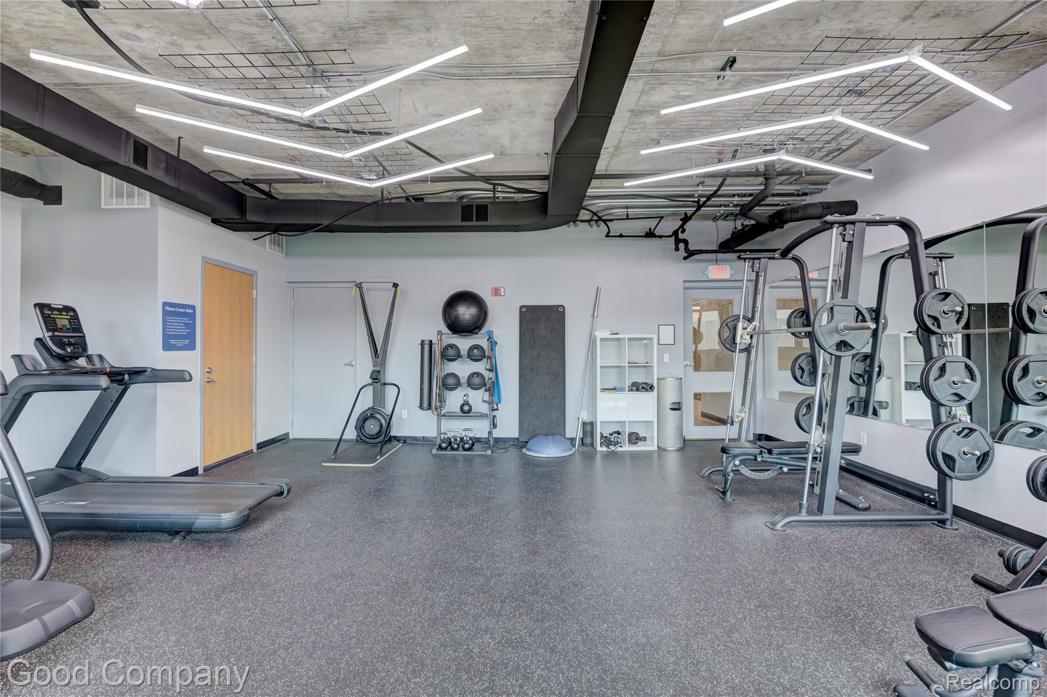 100 West Fifth Street, Unit 604 Royal Oak, MI 48067 - Photo 52 of 57 100 W. Fifth St. #604-45 (1).jpg