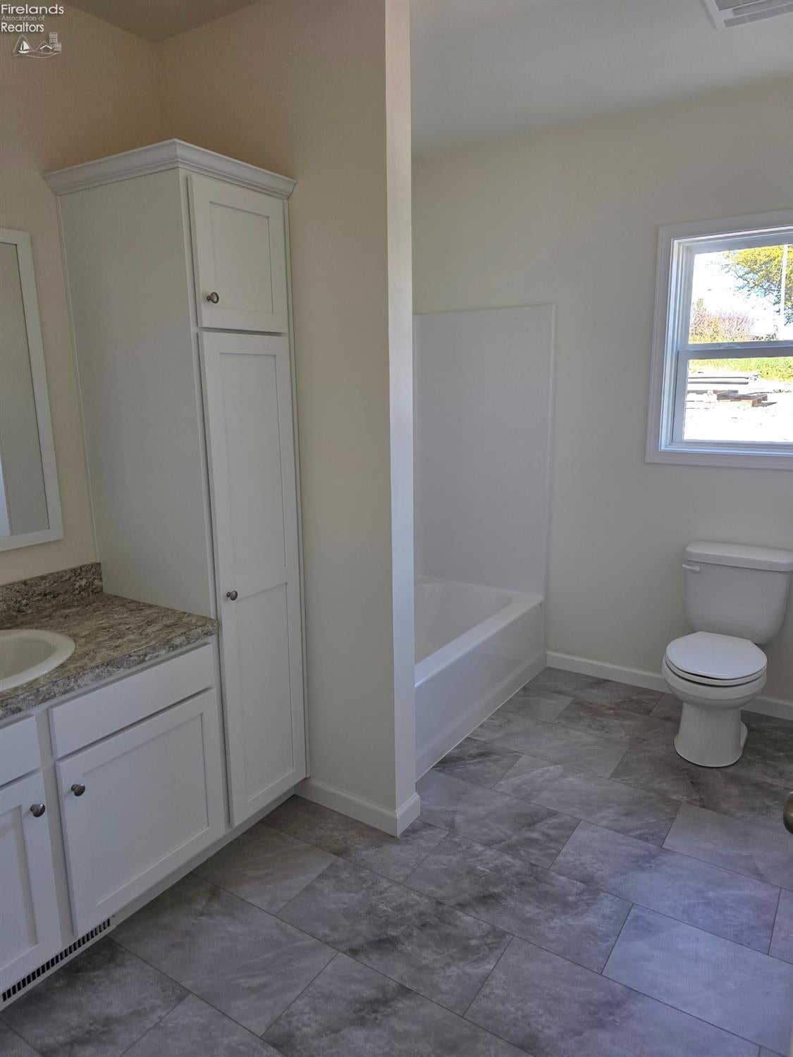 711 Bloom Road Fremont, OH 43420 - Photo 24 of 27 Gallery Image 24