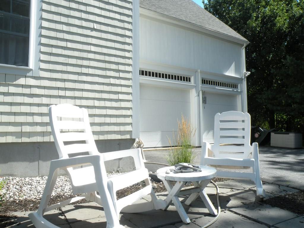 76 Tide Mill Road Portland, ME 04102 - Photo 4 of 33 Stone patio says Good Morning!