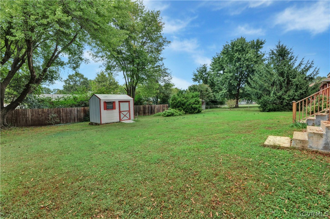 5912 Fieldstone Road North Chesterfield, VA 23234 - Photo 18 of 20 Flat rear yard