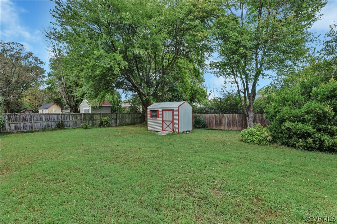5912 Fieldstone Road North Chesterfield, VA 23234 - Photo 19 of 20 Gallery Image 19