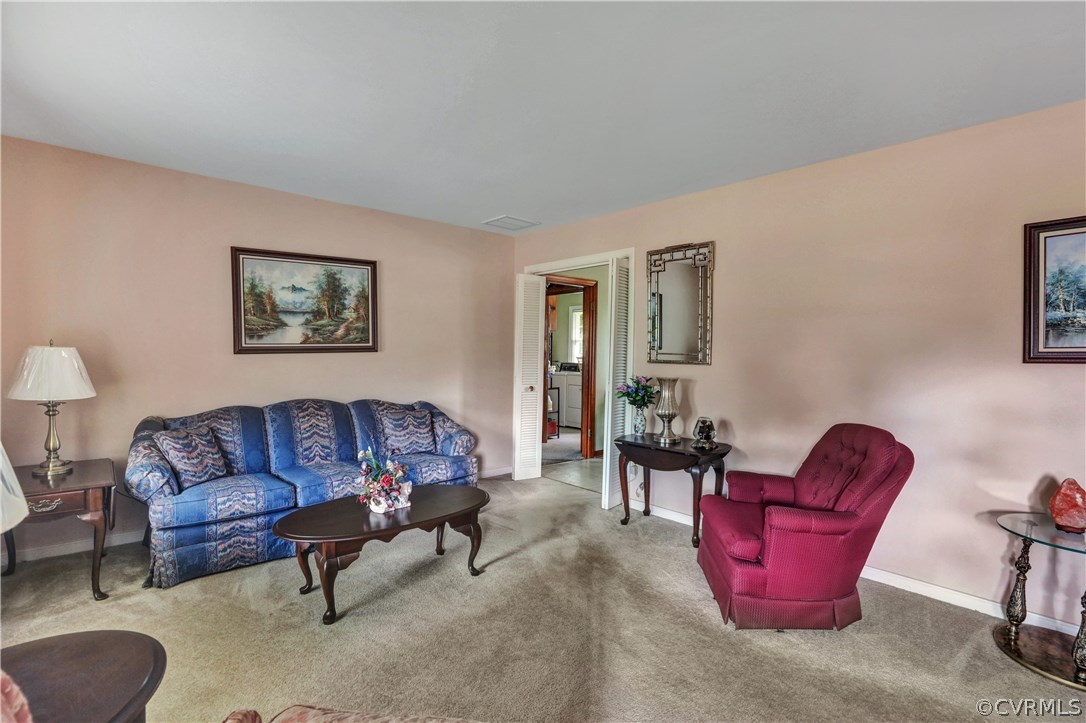 5912 Fieldstone Road North Chesterfield, VA 23234 - Photo 4 of 20 Gallery Image 4