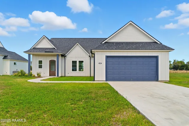 $347,500 | 125 Chase, Scott, LA 70583