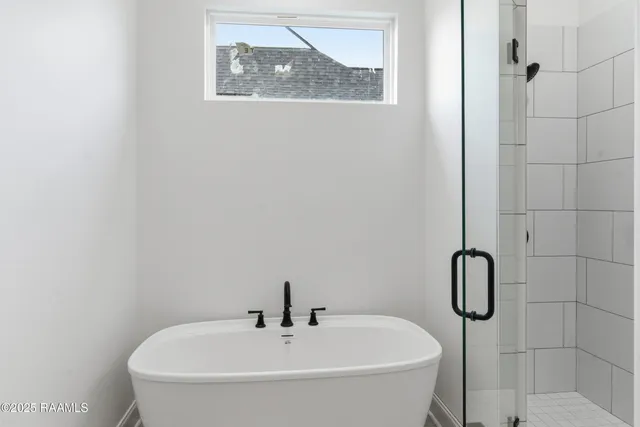 $347,500 | 125 Chase, Scott, LA 70583