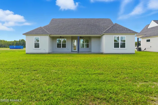 $347,500 | 125 Chase, Scott, LA 70583