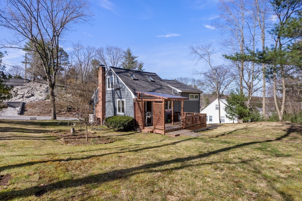 52 Chute Road Dedham, MA 02026 - Photo 4 of 26 Gallery Image 4