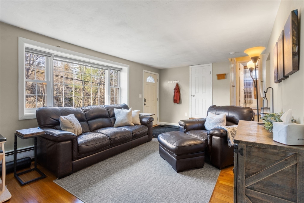 52 Chute Road Dedham, MA 02026 - Photo 8 of 26 Gallery Image 8