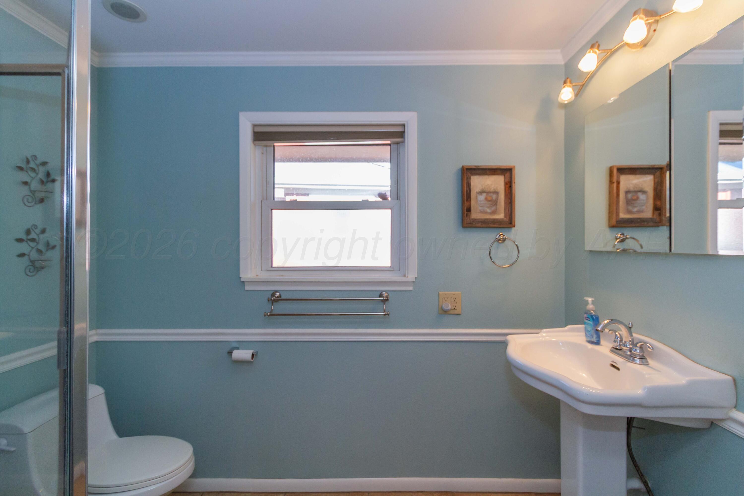 6114 Dreyfuss Road Amarillo, TX 79106 - Photo 27 of 50 MASTER BATH