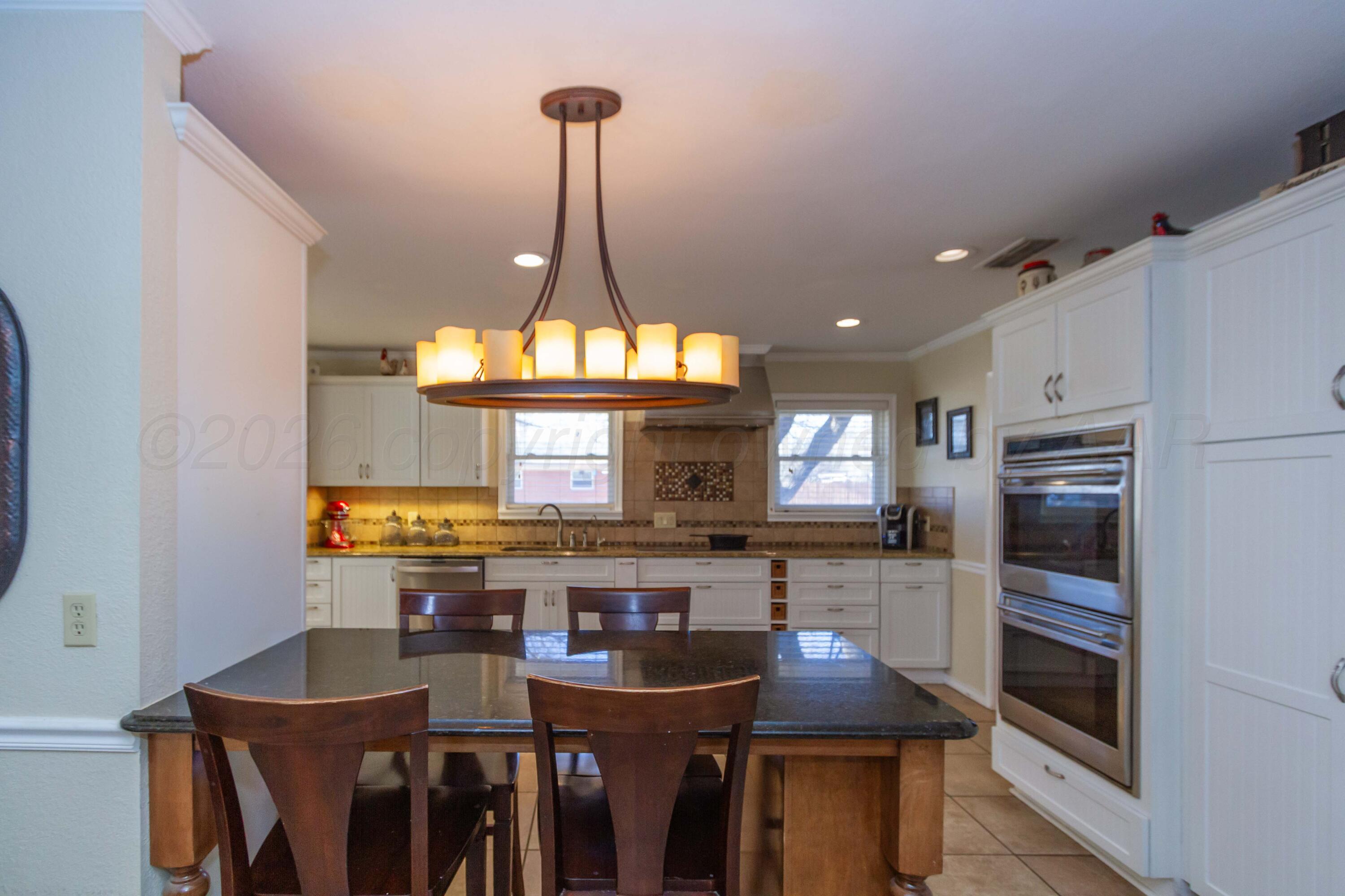 6114 Dreyfuss Road Amarillo, TX 79106 - Photo 10 of 50 KITCHEN