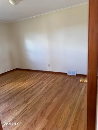 $1,500 | 154 Weatherwax Road, Unit 1, Poestenkill, NY 12140