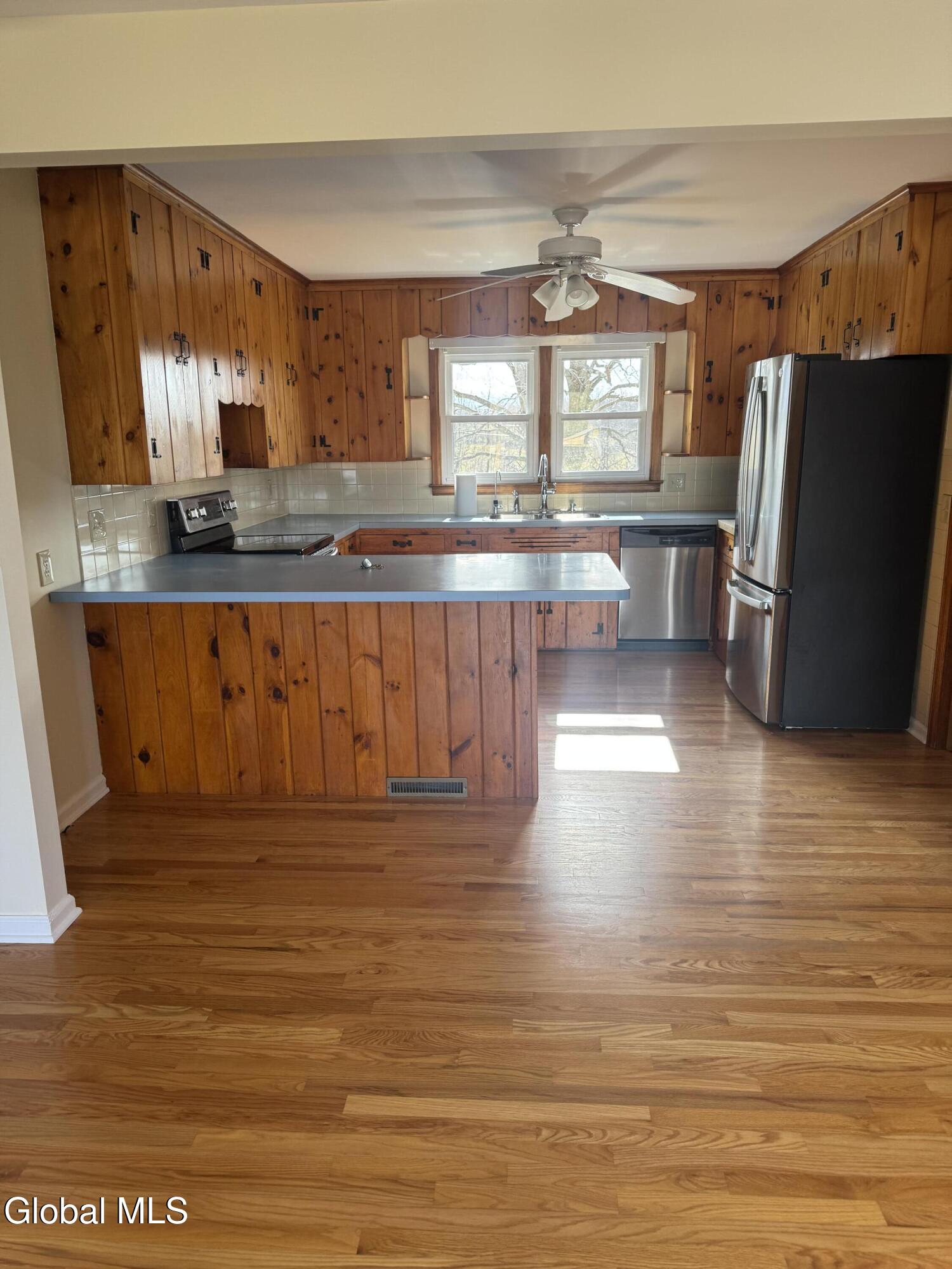 154 Weatherwax Road, Unit 1 Poestenkill, NY 12140 - Photo 18 of 24 IMG_8578