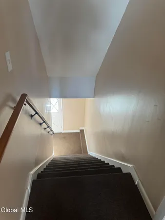 $1,500 | 154 Weatherwax Road, Unit 1, Poestenkill, NY 12140