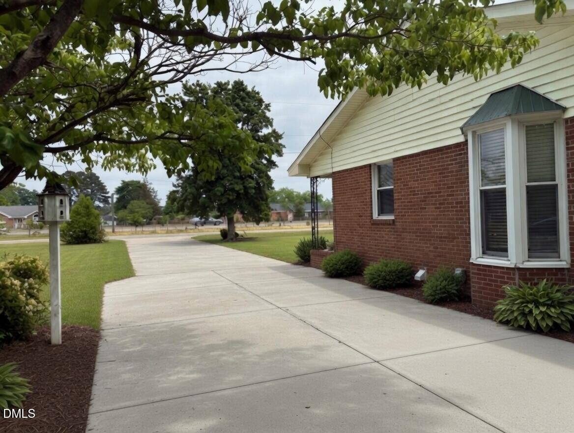 3102 Summit Road Goldsboro, NC 27534 - Photo 28 of 30 a view of backyard with green space