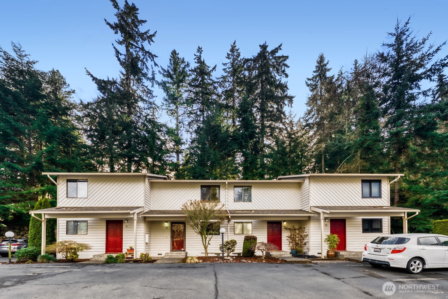 22906 Edmonds Way, Unit 10 Edmonds, WA 98020 - Photo 22 of 23