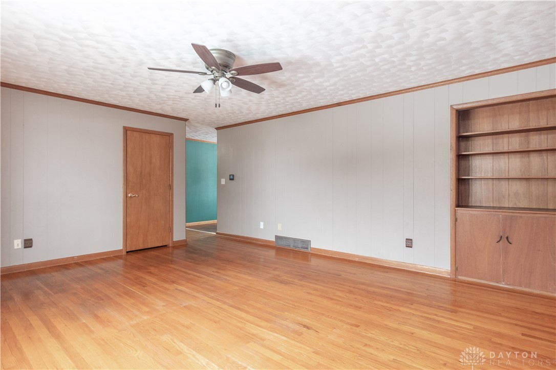 1218 Washington Road Troy, OH 45373 - Photo 5 of 44