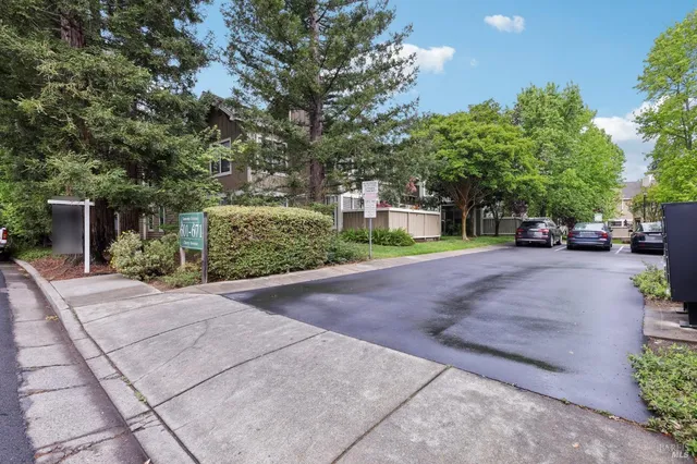 $530,000 | 603 Cherry Avenue, Sonoma, CA 95476