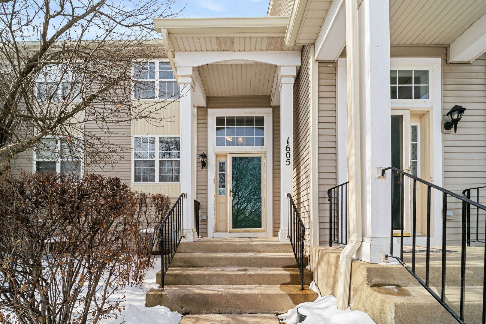 1605 St Claire Court Gurnee, IL 60031 - Photo 1 of 14