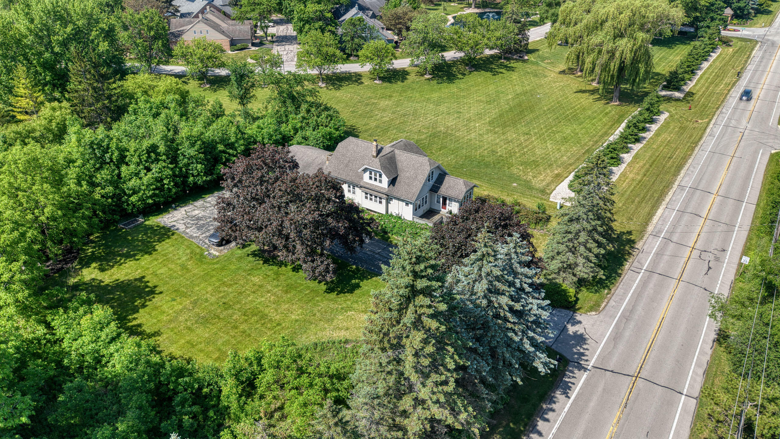 2029 West Donges Bay Road, Unit 2031 Mequon, WI 53092 - Photo 44 of 68 Aerial View