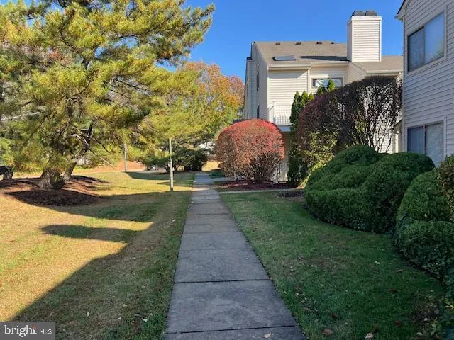 $2,000 | 402 Gregorys Way, Voorhees, NJ 08043