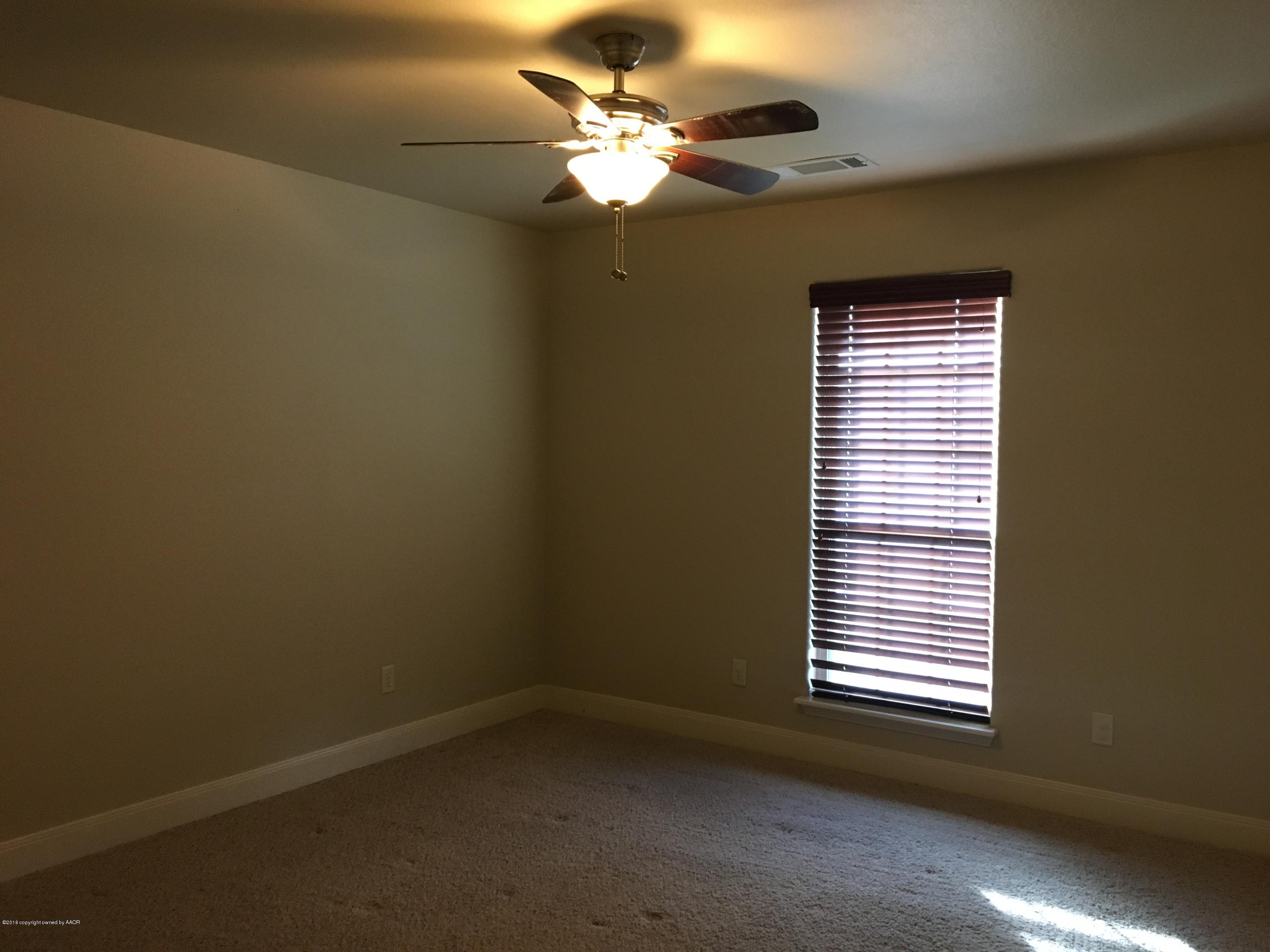 4411 South Roberts Street Amarillo, TX 79118 - Photo 7 of 11 Bedroom 2
