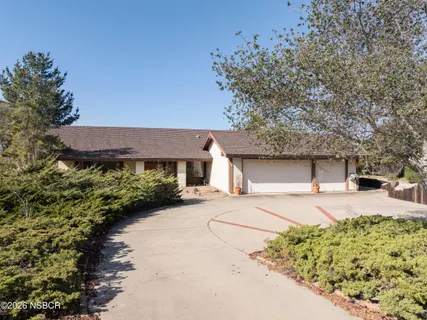$899,000 | 649 Burning Tree Way, Lompoc, CA 93436