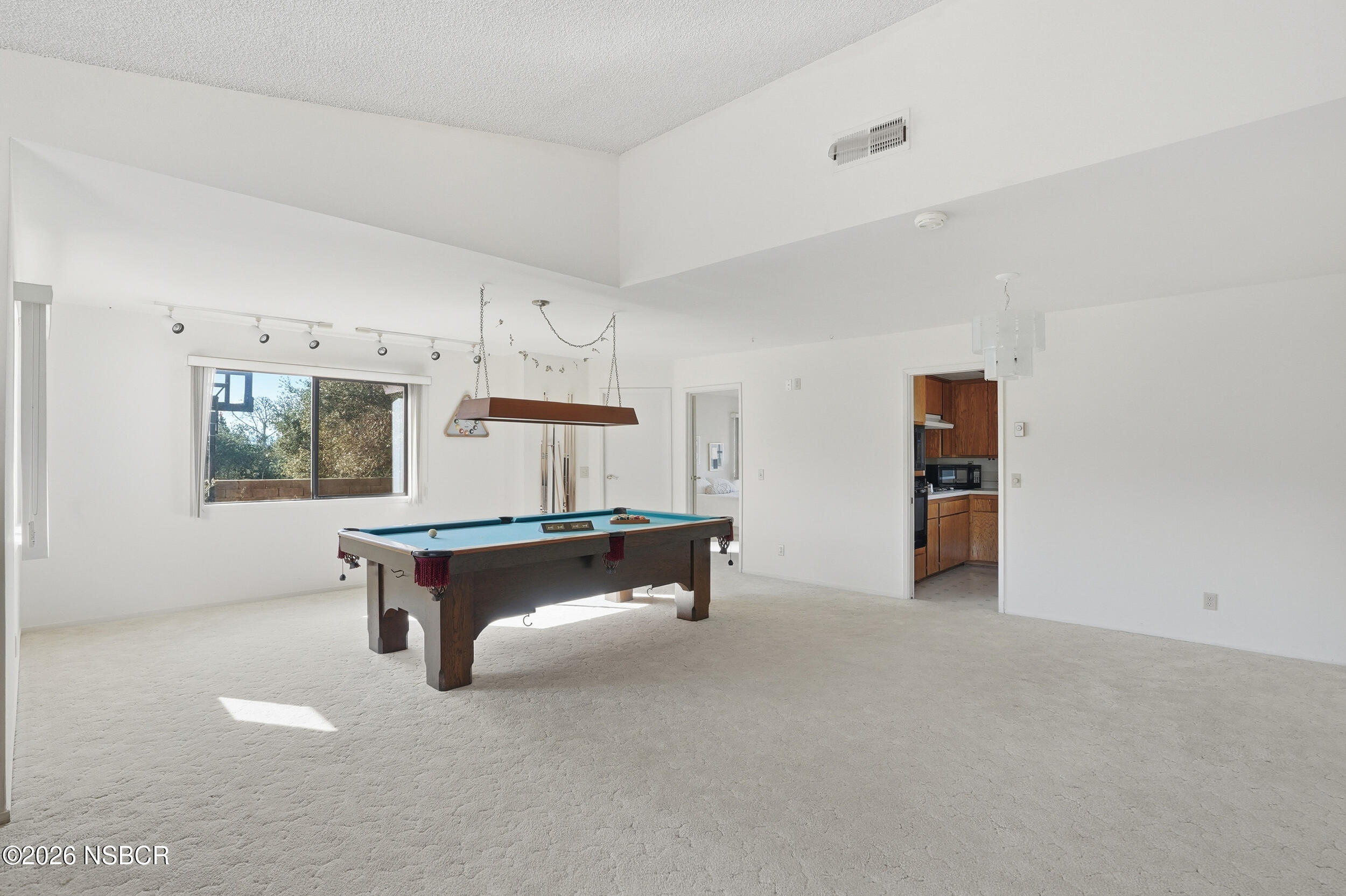 649 Burning Tree Way Lompoc, CA 93436 - Photo 7 of 72 Living room