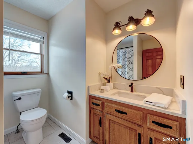 $399,900 | 18 Wesley Road, East Windsor, CT 06016