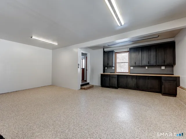 $399,900 | 18 Wesley Road, East Windsor, CT 06016