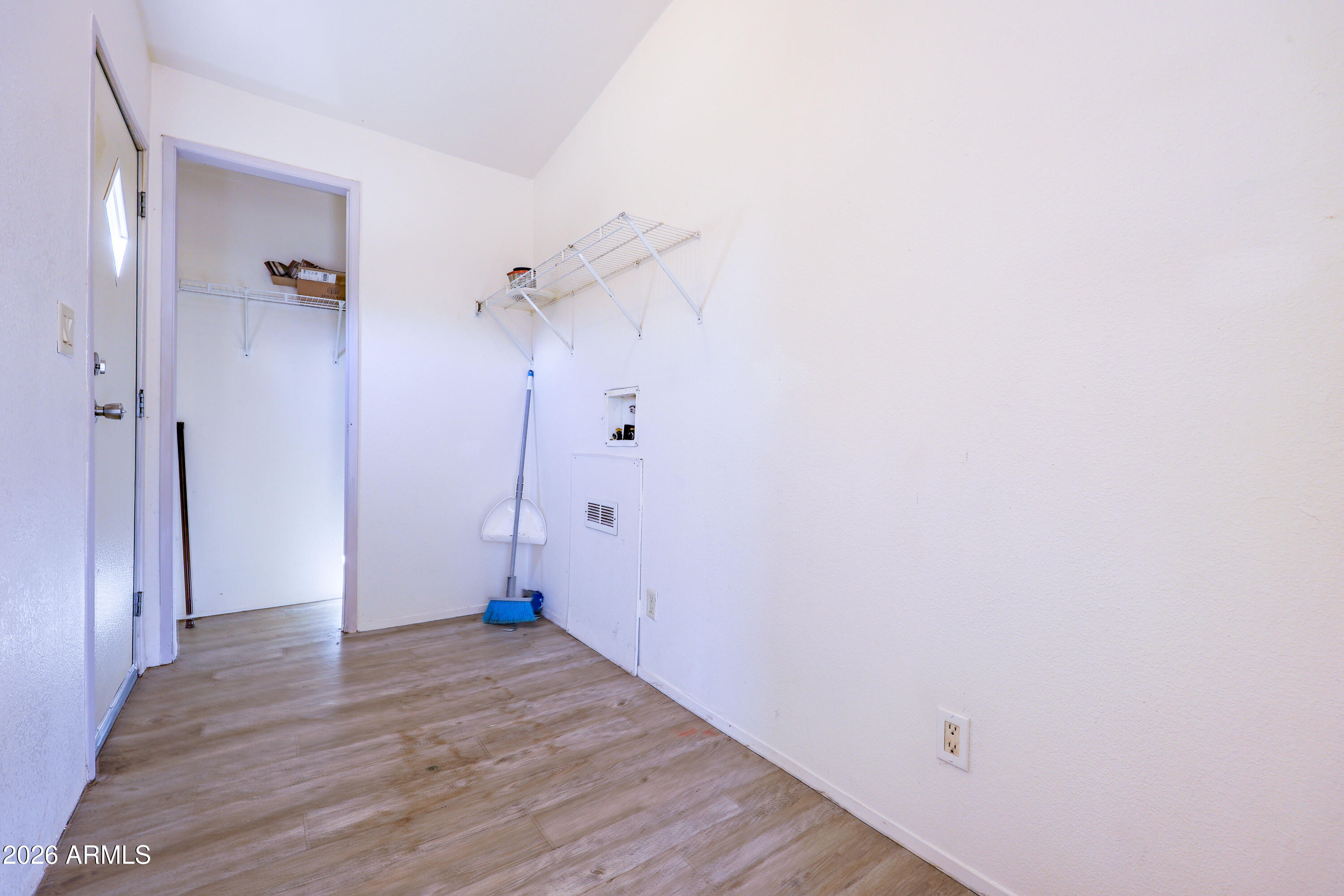 5144 Clearview Road Sierra Vista, AZ 85650 - Photo 25 of 32 a view of an empty room