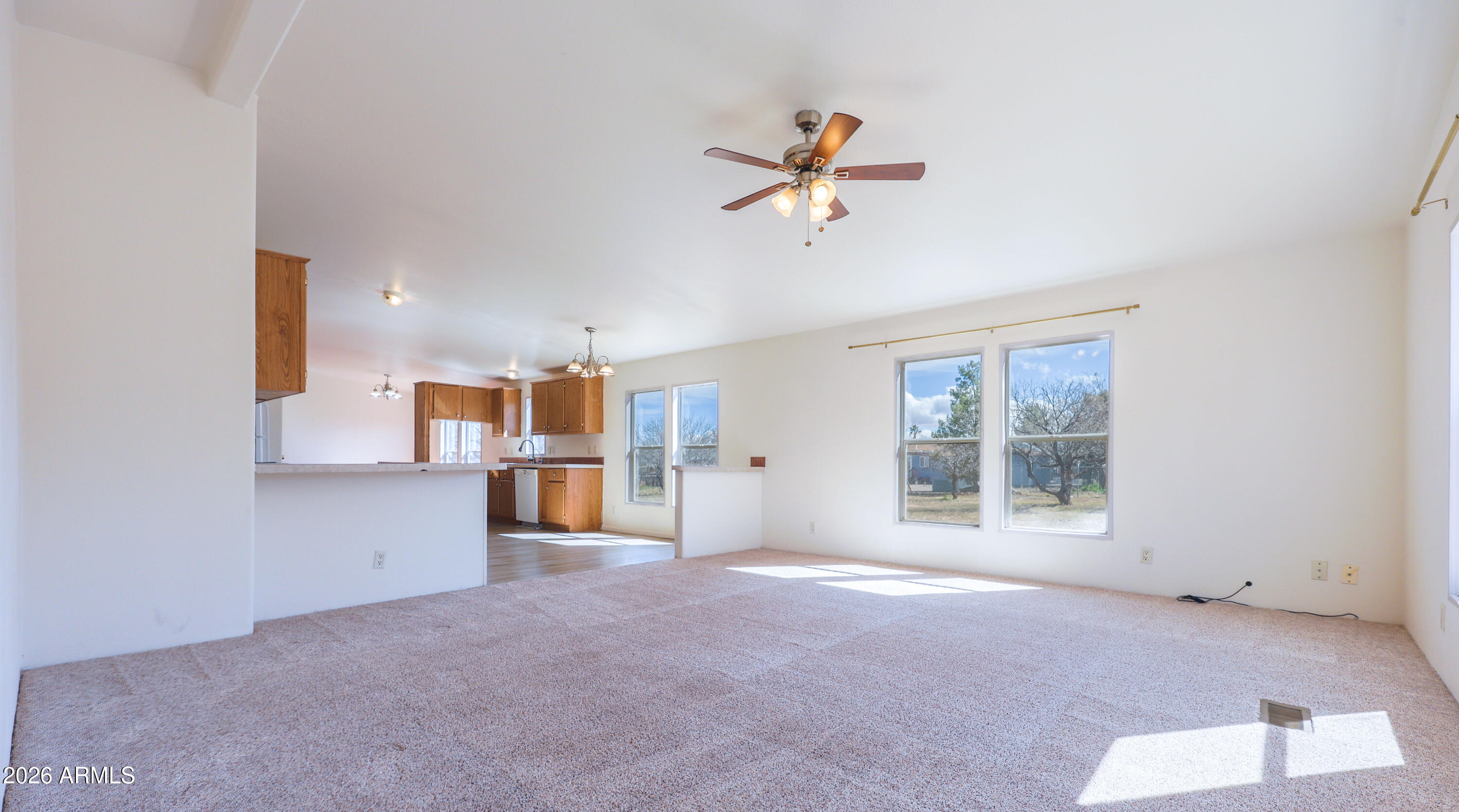 5144 Clearview Road Sierra Vista, AZ 85650 - Photo 8 of 32 a living room with furniture and a window