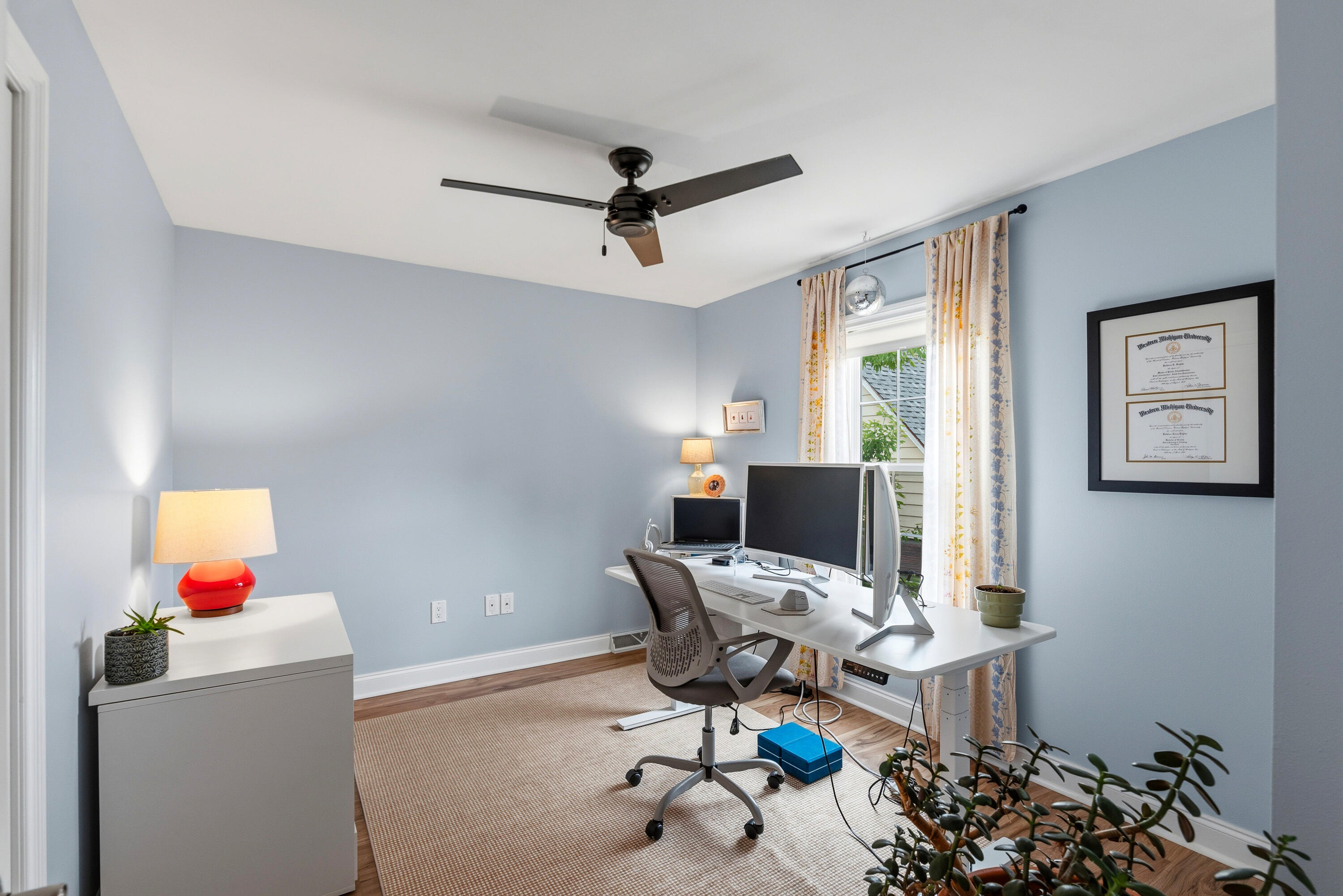 1825 South 3rd Street, Unit 1825 Milwaukee, WI 53204 - Photo 11 of 29 Bedroom 3