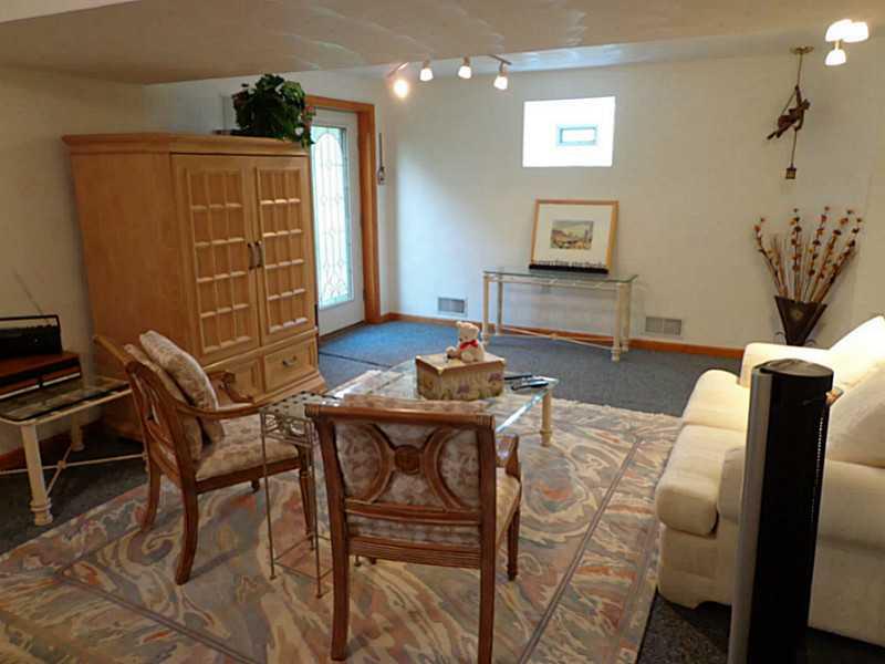 1065 Finchley Road North Huntingdon, PA 15642 - Photo 23 of 25 Family Room. It is so light filled and spacious!