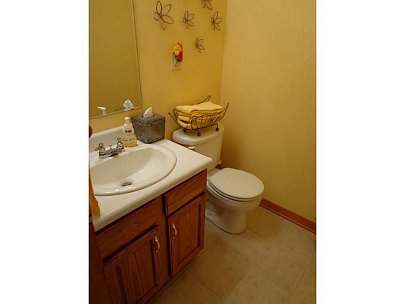 1065 Finchley Road North Huntingdon, PA 15642 - Photo 10 of 25 Partial Bath. Here is the first floor powder room, between the dining room and kitchen. Check out this home s layout after these pictures. This house has 4 full baths and 1 half bath.