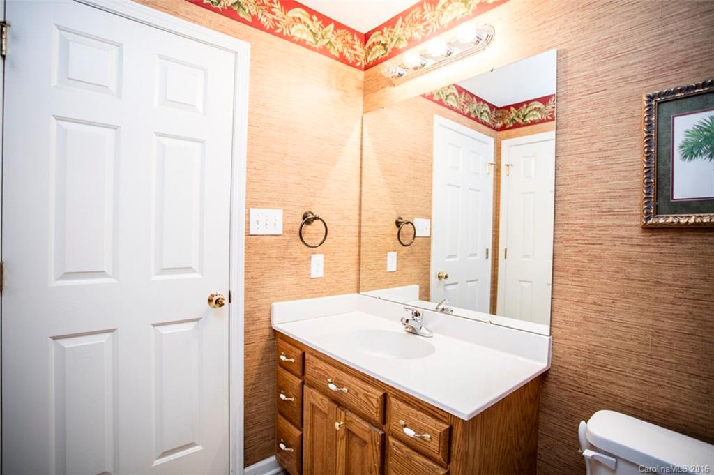 4040 Davis Road Maiden, NC 28650 - Photo 16 of 20 Gallery Image 16