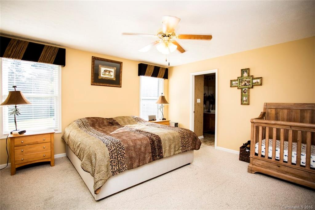 4040 Davis Road Maiden, NC 28650 - Photo 9 of 20 Gallery Image 9