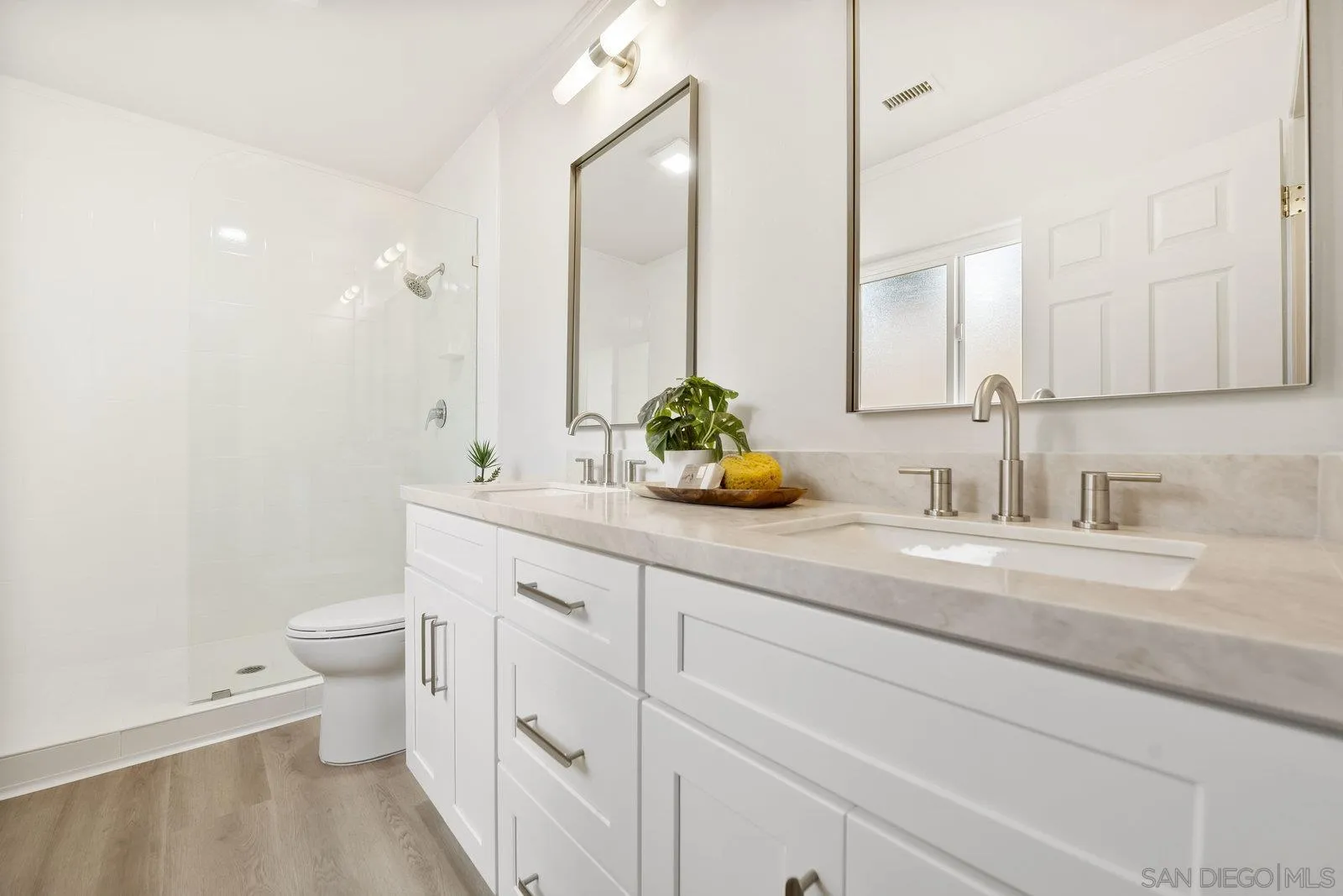 5431 West Lilac Road Bonsall, CA 92003 - Photo 11 of 40