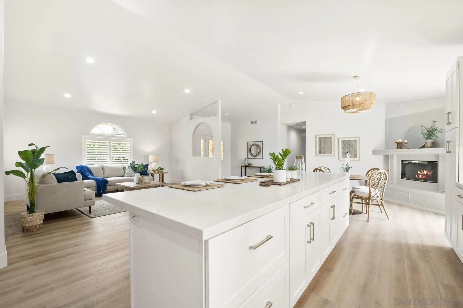 5431 West Lilac Road Bonsall, CA 92003 - Photo 7 of 40