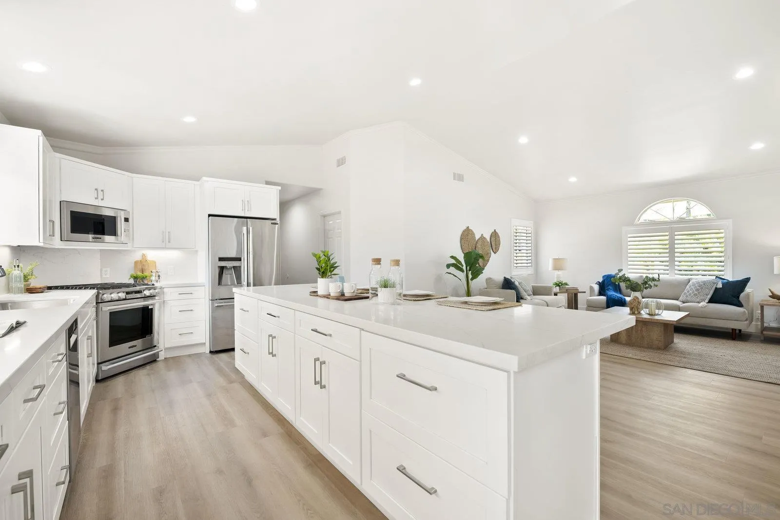 5431 West Lilac Road Bonsall, CA 92003 - Photo 8 of 40