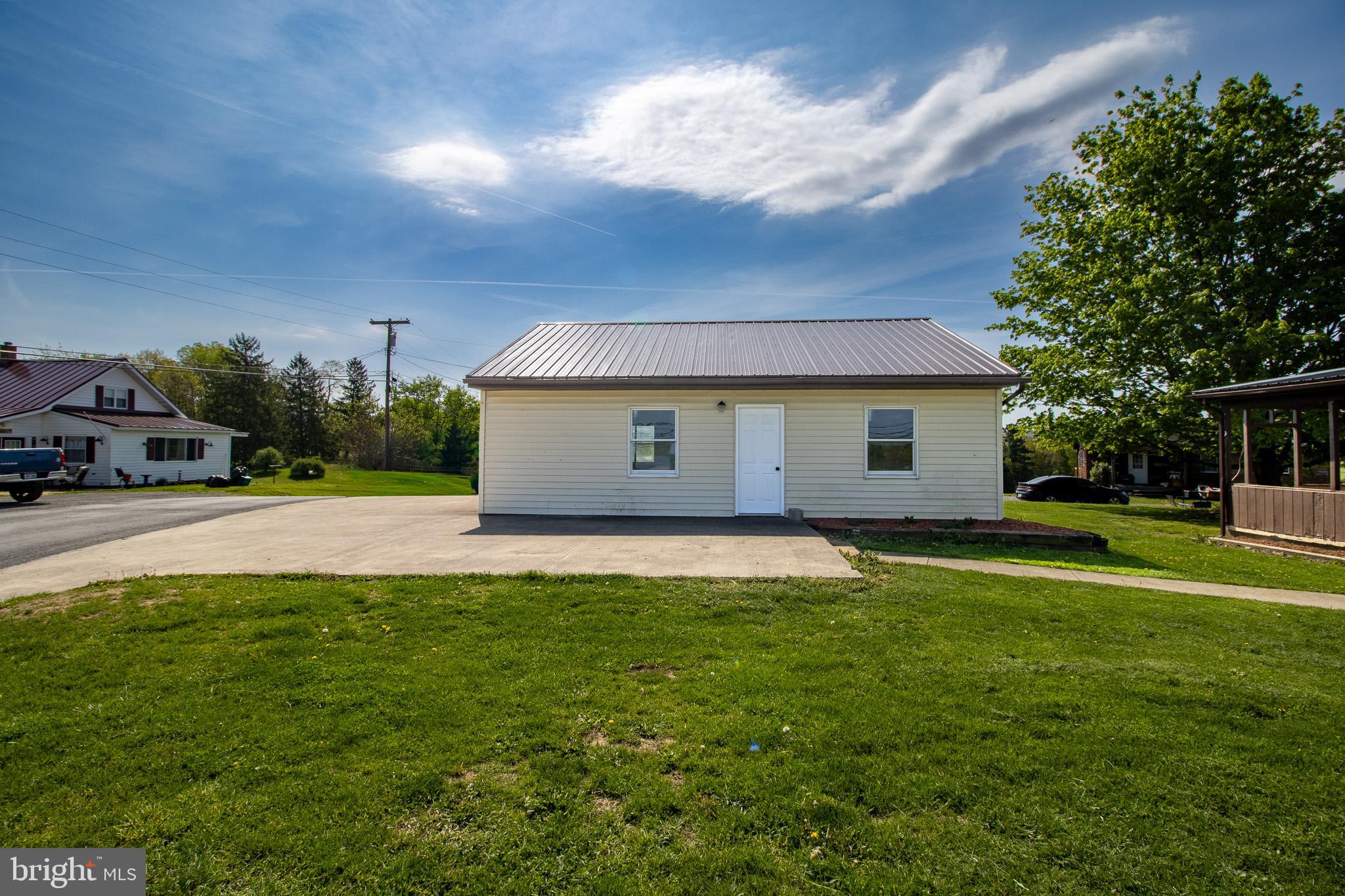 12 Ridersville Road Berkeley Springs, WV 25411 - Photo 22 of 23