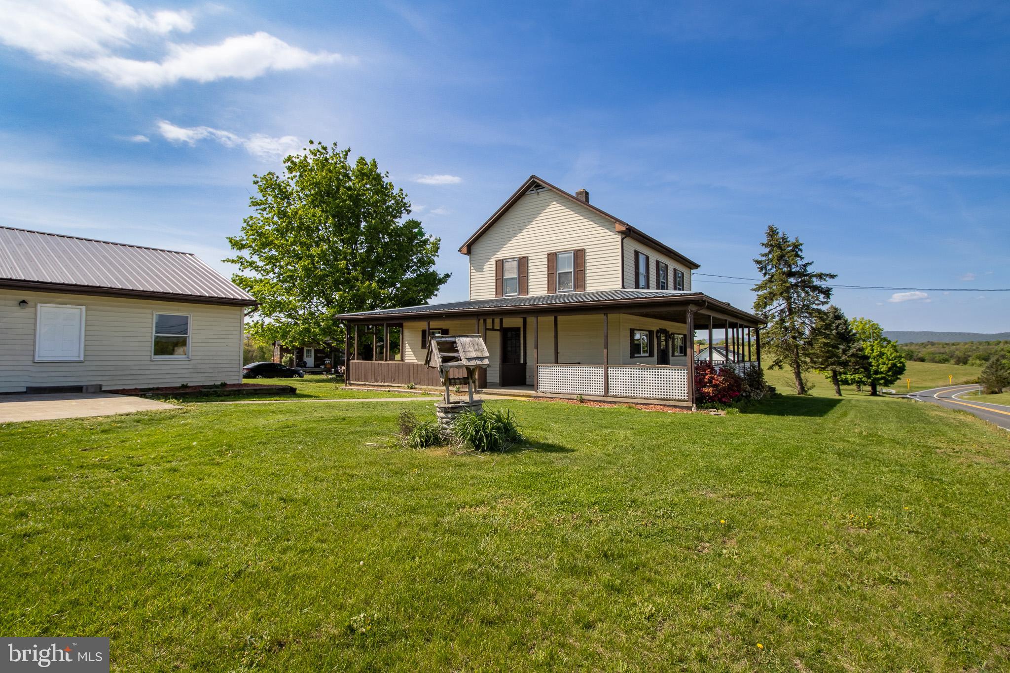 12 Ridersville Road Berkeley Springs, WV 25411 - Photo 3 of 23