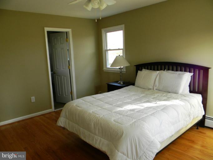 15811 Radwick Lane Silver Spring, MD 20906 - Photo 11 of 24 Bedroom (Master)