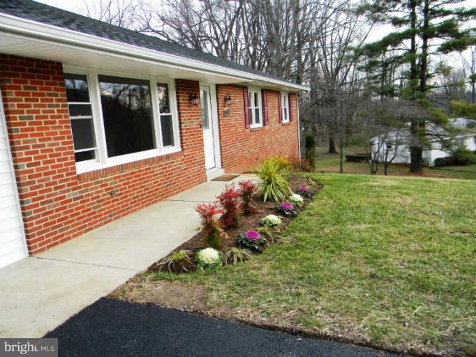 15811 Radwick Lane Silver Spring, MD 20906 - Photo 20 of 24 Exterior (Front)