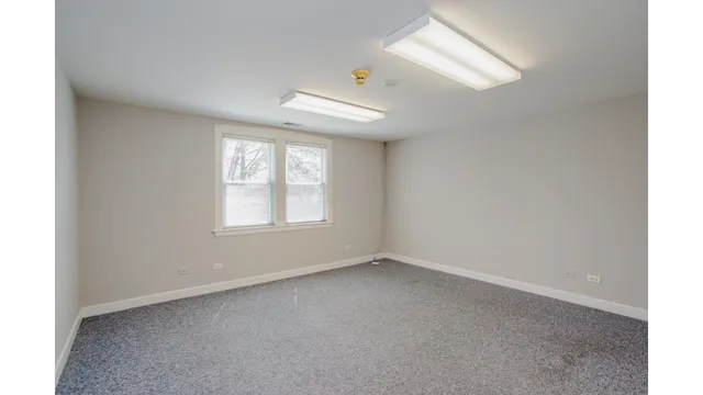 $2,500 | 1305 Oswego Road, Naperville, IL 60540