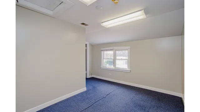 $2,500 | 1305 Oswego Road, Naperville, IL 60540