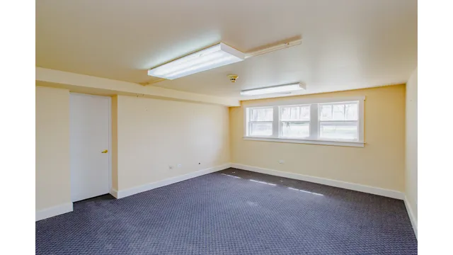 $2,500 | 1305 Oswego Road, Naperville, IL 60540