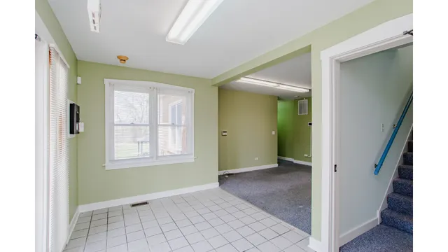 $2,500 | 1305 Oswego Road, Naperville, IL 60540